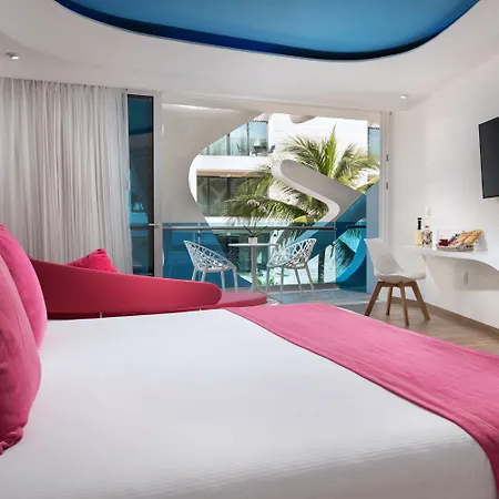 We Uniq Hotel El Carmen Adults Only-3