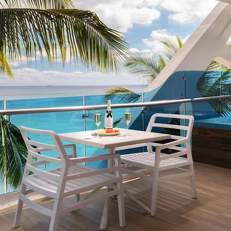 We Uniq Hotel El Carmen Adults Only-2